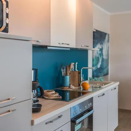 _von Witte_ Lindenstr_13 Whg_6 Apartment *